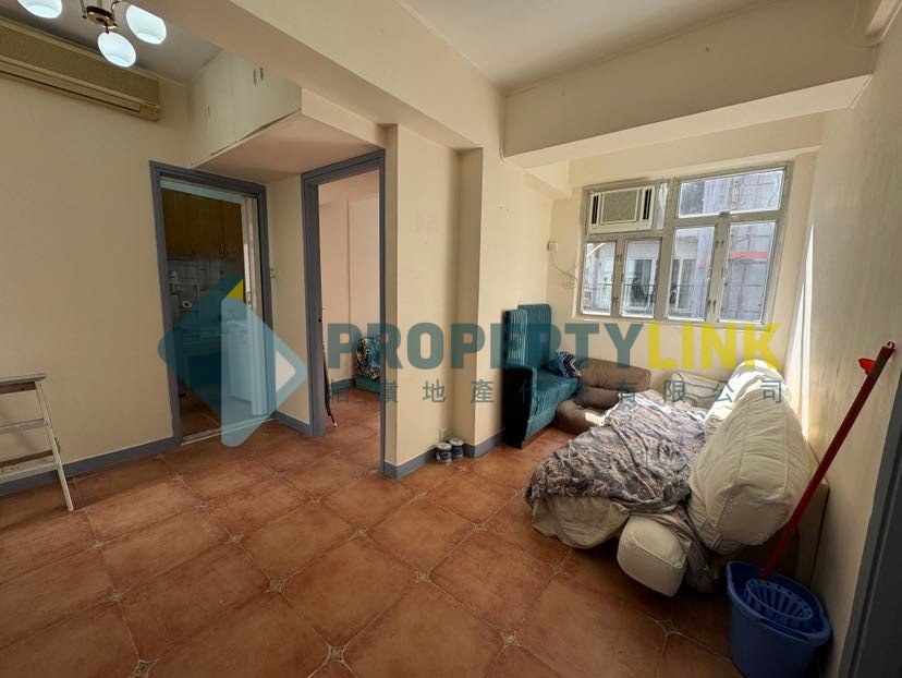 荷李活道77-81A號 低層 - 柏嶺地產 - 專營中西區物業代理，助您尋找您的理想家居