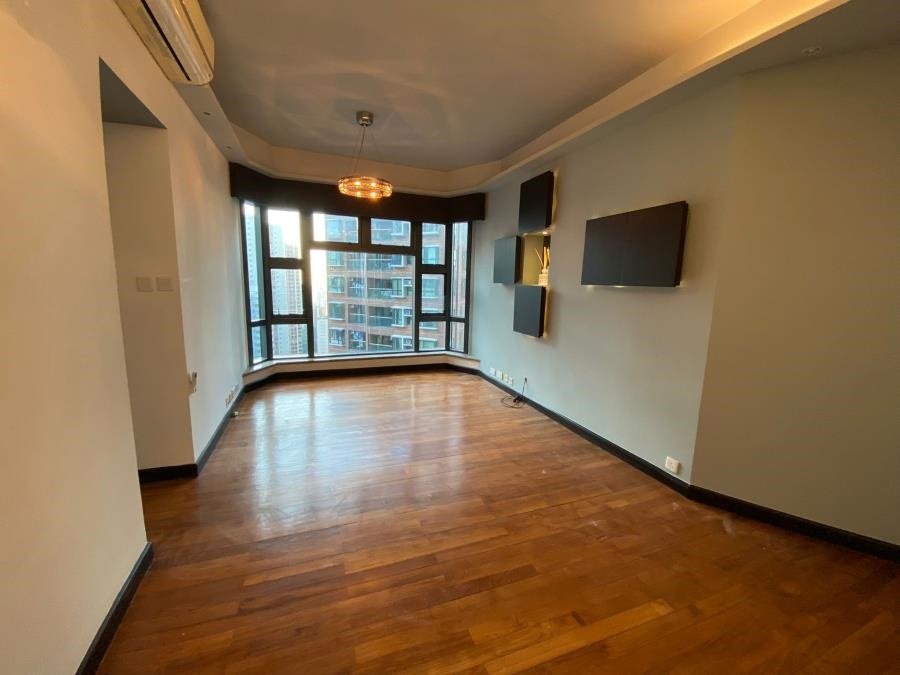 輝煌豪園 高層 - 柏嶺地產 - 專營中西區物業代理，助您尋找您的理想家居