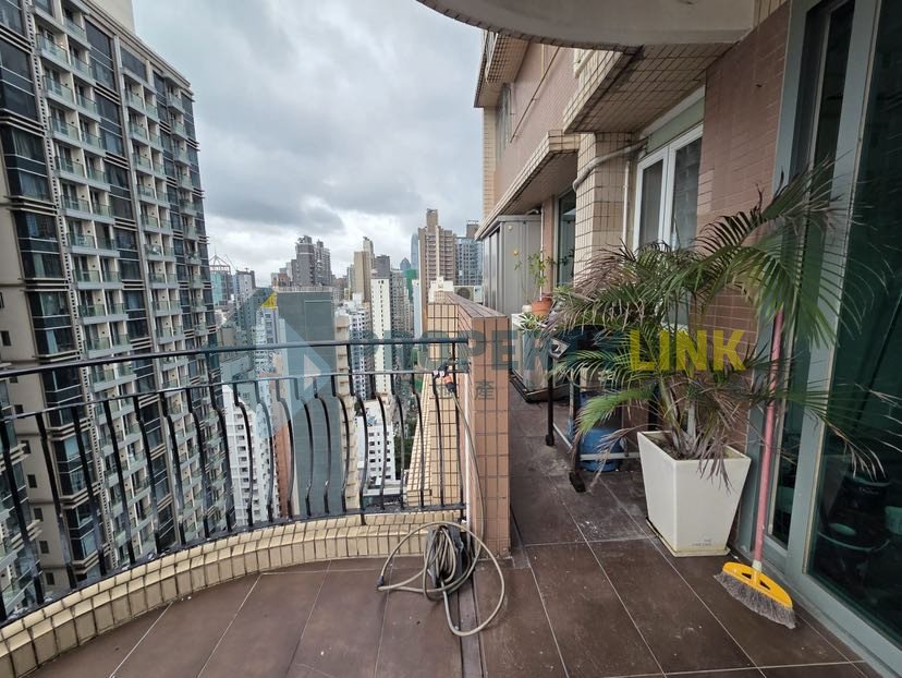 景輝大廈 高層 - 柏嶺地產 - 專營中西區物業代理，助您尋找您的理想家居
